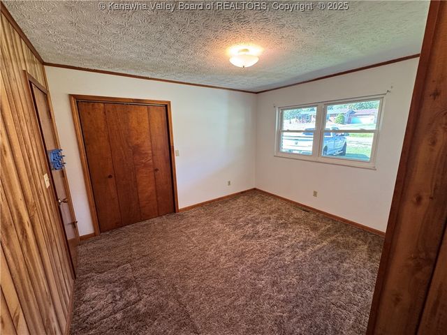 757 Grandview Avenue, Point Pleasant, WV 25550