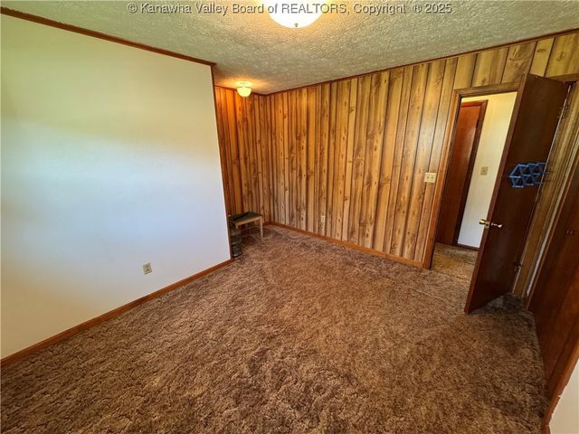 757 Grandview Avenue, Point Pleasant, WV 25550