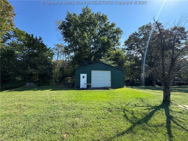 757 Grandview Avenue, Point Pleasant, WV 25550