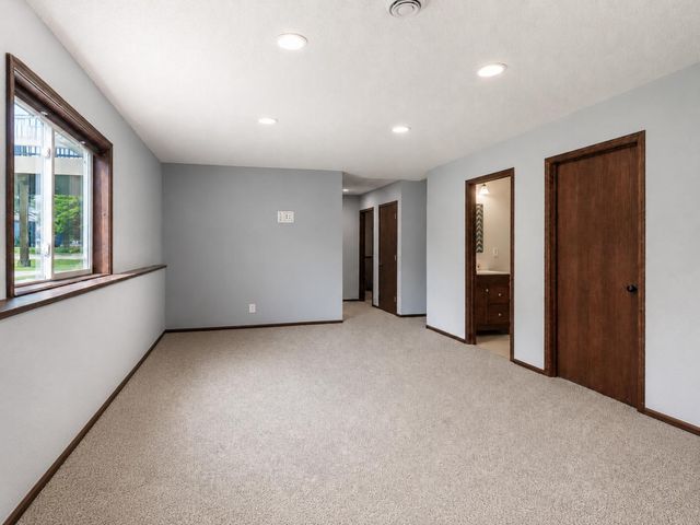 100 Olympic Court, Mankato, MN 56001