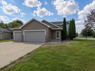 100 Olympic Court, Mankato, MN 56001