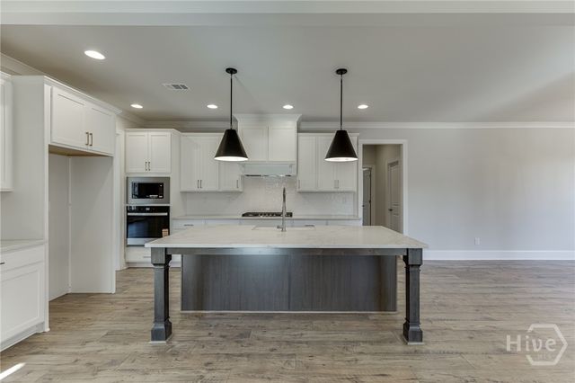 1041 Riverhill Drive, Bishop, GA 30621