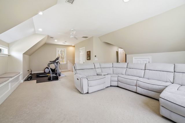 8 Alstead Path, Millbury, MA 01527