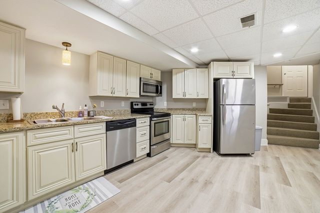 8 Alstead Path, Millbury, MA 01527