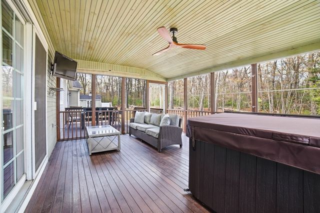 8 Alstead Path, Millbury, MA 01527