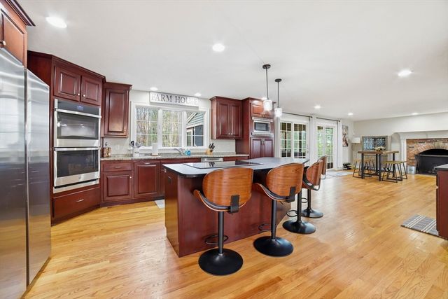 8 Alstead Path, Millbury, MA 01527