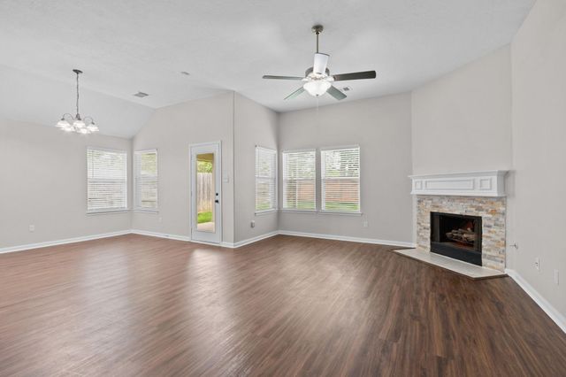 19830 Sternwood Manor Drive, Spring, TX 77379