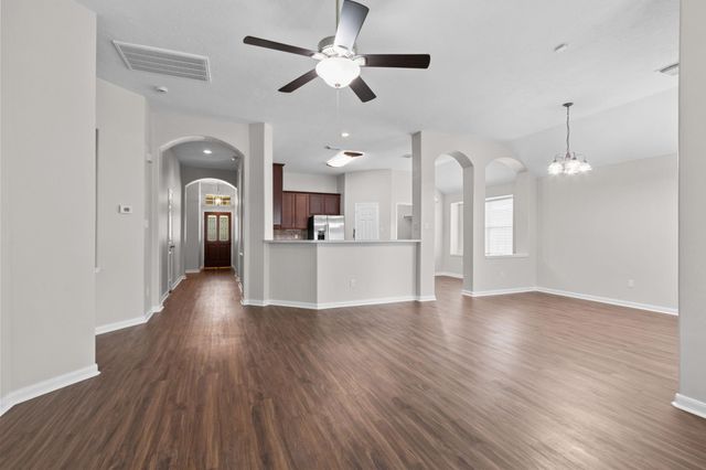 19830 Sternwood Manor Drive, Spring, TX 77379