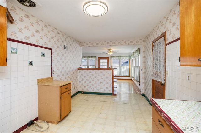 205 W Magnolia Street, Marine, IL 62061