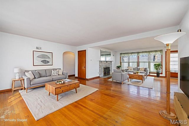 205 W Magnolia Street, Marine, IL 62061