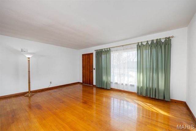 205 W Magnolia Street, Marine, IL 62061