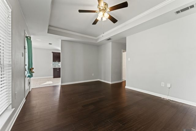 25400 Homestead Dr, Denham Springs, LA 70726