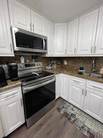 3021 Ellesmere B 3021, Deerfield Beach, FL 33442