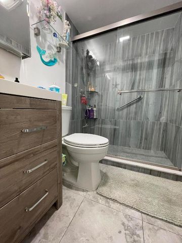 3021 Ellesmere B 3021, Deerfield Beach, FL 33442