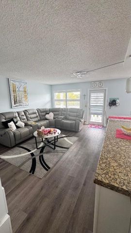 3021 Ellesmere B 3021, Deerfield Beach, FL 33442