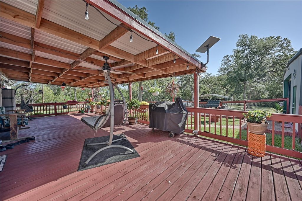 407 Gaywood Lane, Somerville, TX 77879 — photo 4