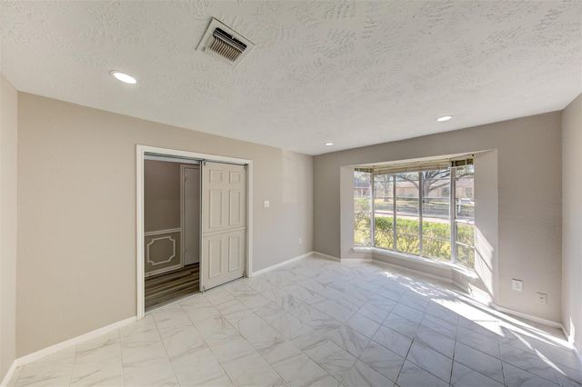 361 Dawn Hill Drive, Friendswood, TX 77546