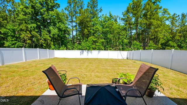 320 Golden Plum Lane, Zebulon, NC 27597