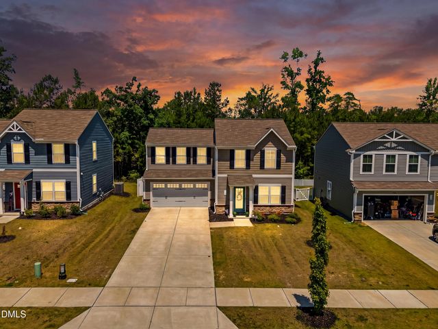 320 Golden Plum Lane, Zebulon, NC 27597