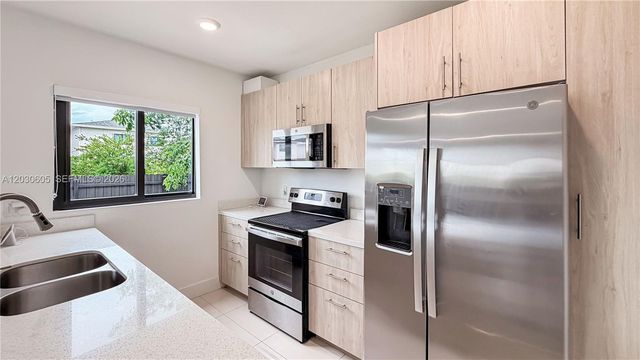 229 NW 12th Court, Florida City, FL 33034