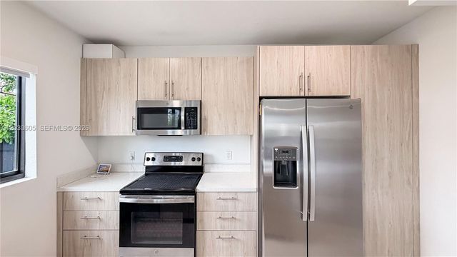 229 NW 12th Court, Florida City, FL 33034