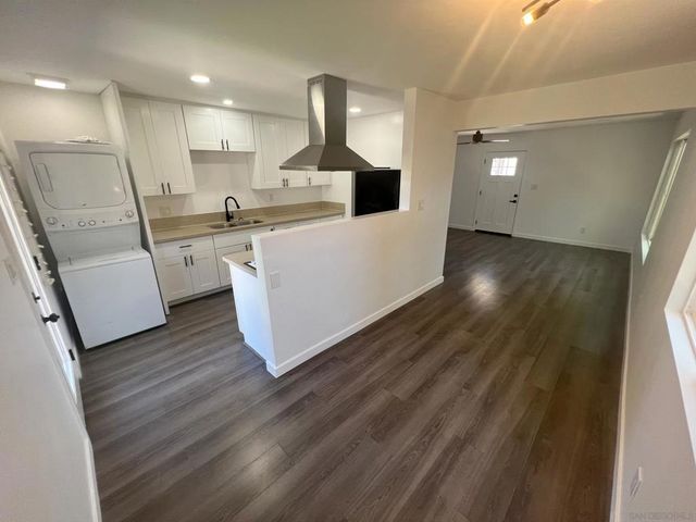 74 Nile St, San Diego, CA 92104