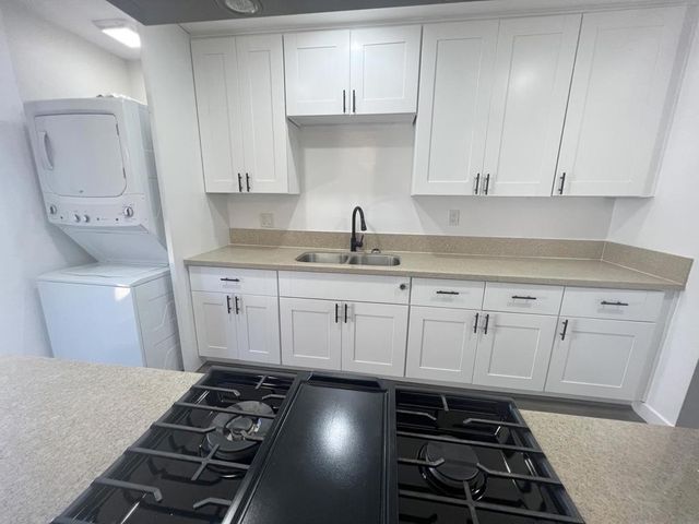 74 Nile St, San Diego, CA 92104