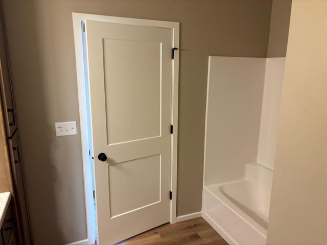 1212 NORTHWOOD DRIVE, Seymour, WI 54165