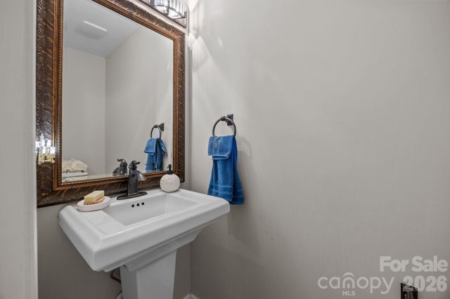 7456 Denali Lane, Charlotte, NC 28216