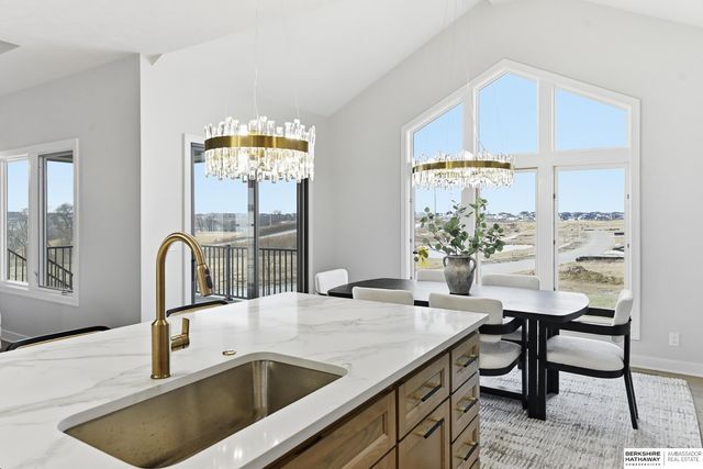 5815 N 198th Street, Elkhorn, NE 68022