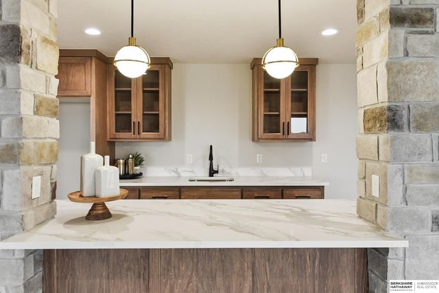 5815 N 198th Street, Elkhorn, NE 68022