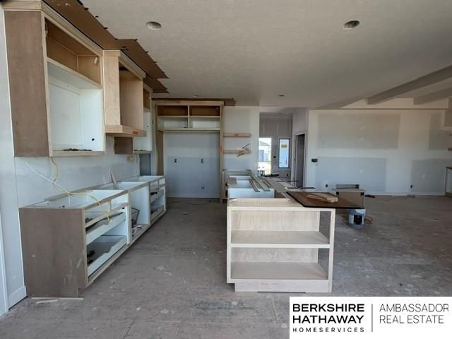 5815 N 198th Street, Elkhorn, NE 68022