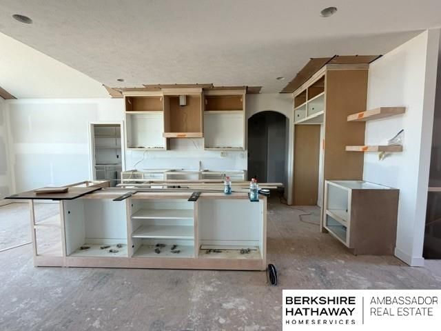 5815 N 198th Street, Elkhorn, NE 68022