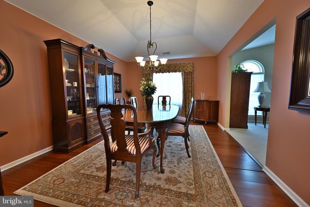 23 FERNWOOD CT, Columbus, NJ 08022