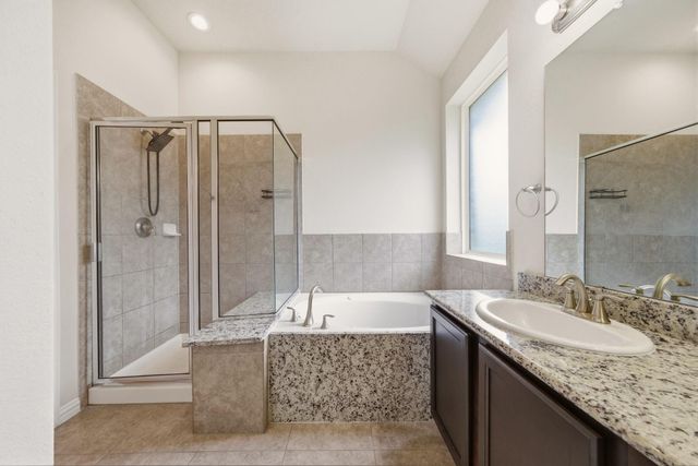 632 W Linnwood Drive, Woodbranch, TX 77357