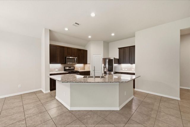 632 W Linnwood Drive, Woodbranch, TX 77357