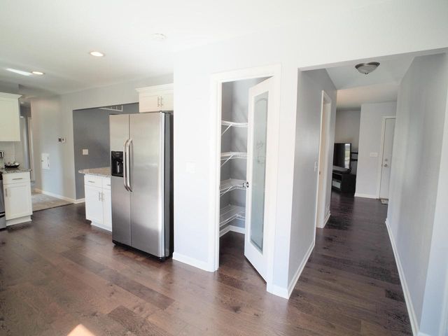 2401 Lander LANE, Waukesha, WI 53188