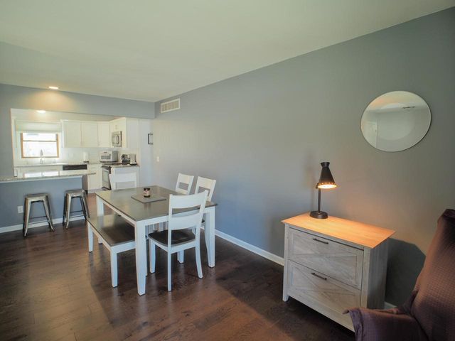 2401 Lander LANE, Waukesha, WI 53188