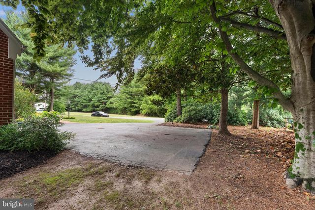 21300 OLD YORK RD, Parkton, MD 21120