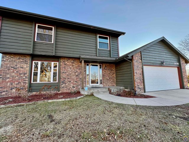3630 SW Kings Forest RD, Topeka, KS 66610