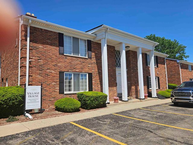 29472 Hoover Road, Warren, MI 48093