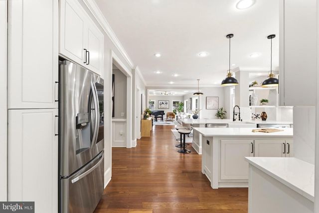 2232 N UNDERWOOD ST, Falls Church, VA 22043