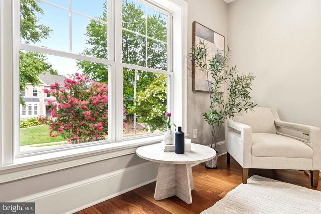 2232 N UNDERWOOD ST, Falls Church, VA 22043