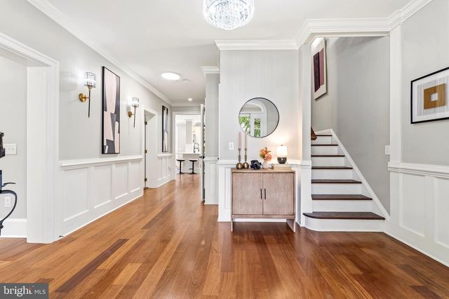 2232 N UNDERWOOD ST, Falls Church, VA 22043