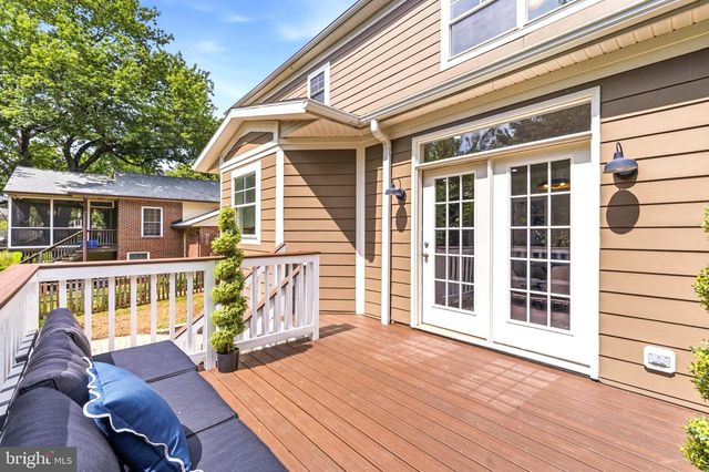 2232 N UNDERWOOD ST, Falls Church, VA 22043