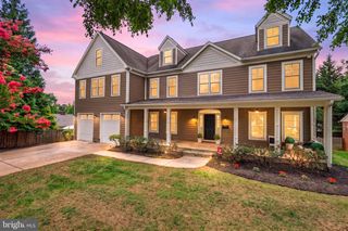 2232 N UNDERWOOD ST, Falls Church, VA 22043