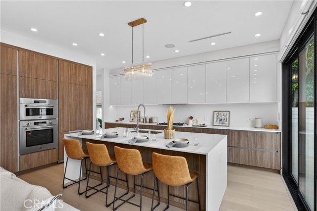 4842 Biloxi Avenue, Toluca Lake (los Angeles), CA 91601