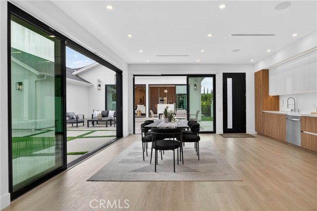 4842 Biloxi Avenue, Toluca Lake (los Angeles), CA 91601