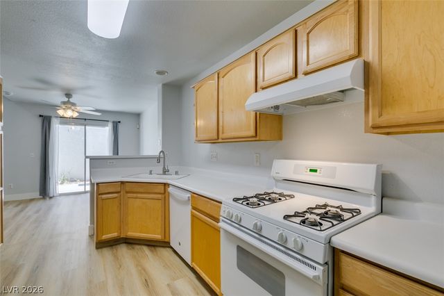 199 Oro Canyon Street, Henderson, NV 89074