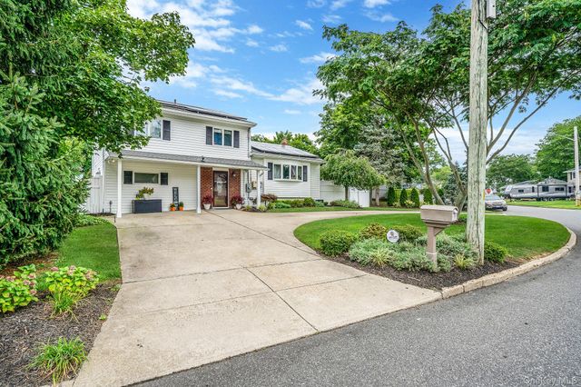 20 Franco Avenue, Selden, NY 11784